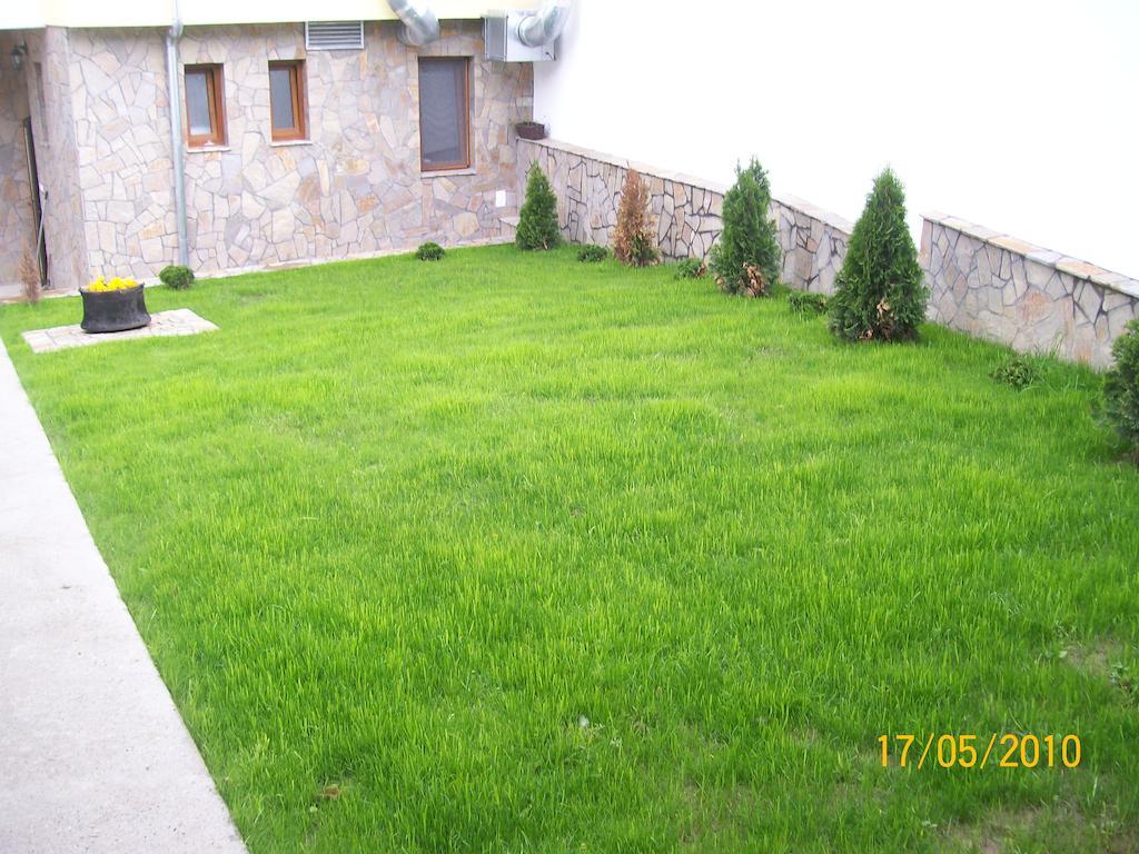 Hera Guest House Ciflic Exterior foto