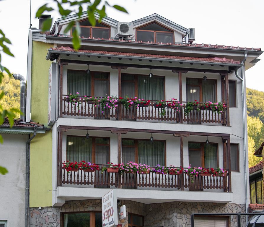 Hera Guest House Ciflic Exterior foto
