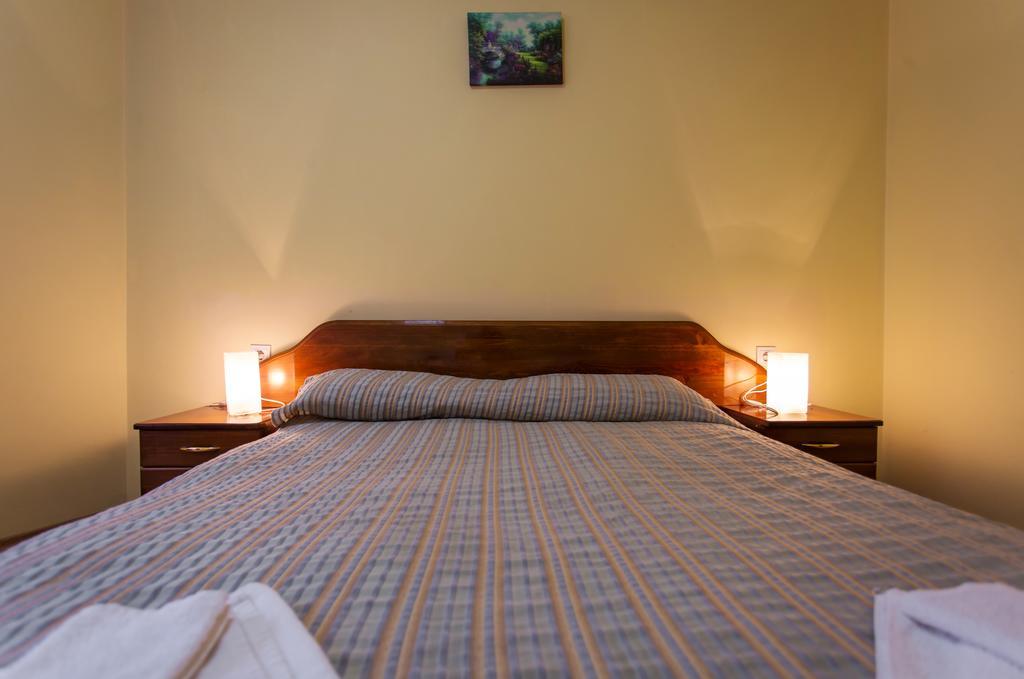 Hera Guest House Ciflic Exterior foto