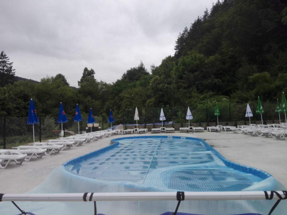 Hera Guest House Ciflic Exterior foto